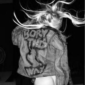 lady-gaga-montre-ses-fesses-pour-born-this-way-23611 lady-gaga-montre-ses-fesses-pour-born-this-way-23611
